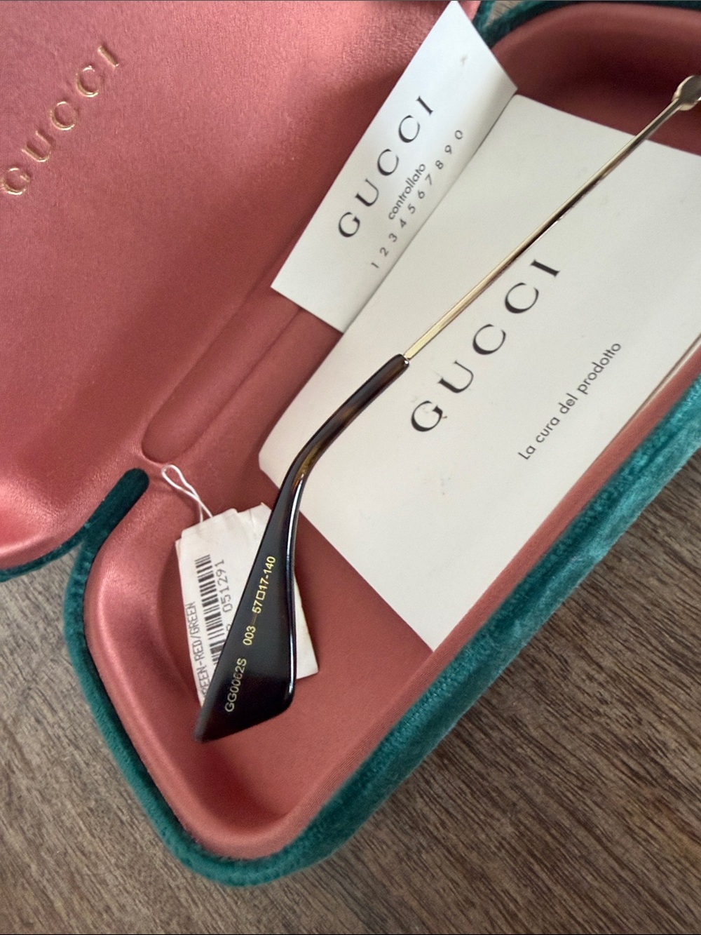 Gucci Women's Green and Red Rimmed Aviator Sunglasses with Gold-Tone Frame - Picture 4 of 14